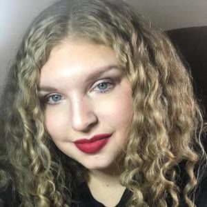 Meet your Posher, Leann